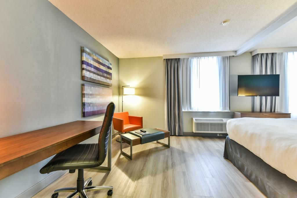 Radisson Suites Hotel Toronto Airport Екстериор снимка